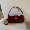 Bolsa de Mão Retrô Feminina Tendência Outono/Inverno 2025 Bolsa Feminina Versátil de Ombro/Axila Bolsa Transversal de Veludo de Veado Fosco