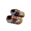 Sapatos de princesa para meninas, coleção primavera/outono 2026, prateados, sapatos de couro estilosos para crianças, com sola macia, antiderrapantes, adequados para apresentações