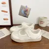Zapatillas blancas de moda con diseño calado y transpirable para mujer, nueva colección de verano 2026, suela gruesa, con correas de velcro, zapatos casuales sin cordones, sandalias Mary Jane