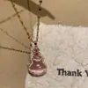Colar Retro Estilo Chinês Novo de Calcedônia Rosa em Forma de Cabaça com Zircônia Microincrustada, Versátil, Elegante, Design Luxuoso, Corrente de Clavícula de Nicho