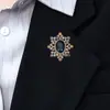 Broche de Flor Fuxin Retro Estilo Palacio, Broche Corsage de Diseño de Alta Gama para Mujer, Accesorios Versátiles de Moda y Lujosos