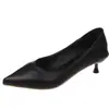 Tacones Altos de Punta Fina con Tacón Pequeño para Mujer Tacón Bajo de Doble Uso Piel Suave Suela Suave Zapatos Profesionales de Trabajo Negros Zapatos de Oficina Modernos