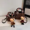 Bolso pequeño cuadrado, simple y casual, para mujer, colección de invierno 2026, con un diseño de alta calidad, elegante y exquisito, adecuado para llevar al hombro o cruzado.