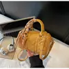 Bolso de mano simple de estilo coreano transfronterizo, bolso tipo almohada de moda europeo y americano, nuevo bolso de hombro Boston de moda para mujer, bolso cruzado