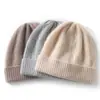 Chapéu de tricô de cashmere com flor de cor sólida para menina, novo para outono e inverno, chapéu infantil masculino e feminino quente de cor sólida grosso para bebê