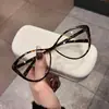 Óculos de Grau Olho de Gato Retrô Europeu e Americano para Mulheres, Profissional, Podem ser Equipados com Lentes de Grau ou Lentes Sem Grau, Armações de Óculos de Armação Pequena a