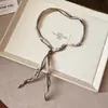 Collar con Bufanda de Seda Estampado Leopardo Maillard para Mujer Diseño Retro Único de Nicho Cadena para Suéter Accesorios de Collar Elegantes Personalizados para Mujer