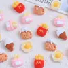 Mini papas fritas tejidas comida de juego caricatura DIY pegamento de crema resina accesorios pequeños hebilla de zapato con agujero material para joyería bolsa