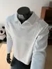 Camiseta patchwork de manga comprida com decote V estilo americano, jaqueta retro para estudante de alta resistência com modelagem solta, camisa polo masculina estilo outono na cor preta