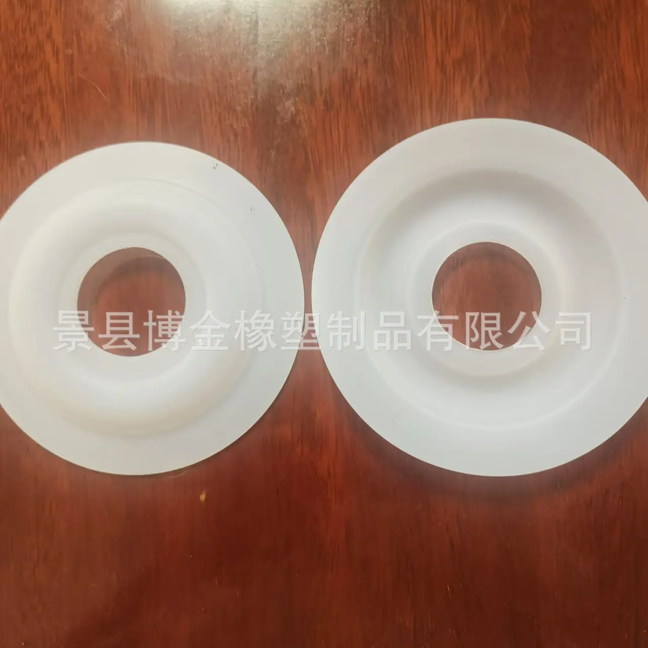 8b16758ce522616bca88f8a8e9f5d4