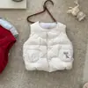 Chaleco Blanco Sencillo de Plumas de Pato de Color Sólido para Bebés y Niños Pequeños, Estilo Otoño e Invierno, Chaleco Cálido Versátil sin Mangas Estilo Coreano para Niñas, Adecuado para Salidas