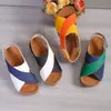 Sandalias de cuña peep-toe nuevas para mujer 2026, transfronterizas, talla grande, suela gruesa, huecas, ligeras, para playa