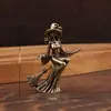 Los adornos de metal son artículos decorativos pequeños de venta caliente transfronteriza, con animales de dibujos animados creativos y diseños retro personalizados.