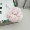 Nuevo broche de tweed de alta gama de 6 cm con diseño de flor de camelia, pasador y clip