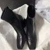 Botines de estilo coreano con punta cuadrada, tacón grueso y diseño estilizado, perfectos para principios del otoño de 2026, una opción chic y elegante para mujer, y con forro de felpa para mayor calidez en otoño e invierno