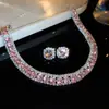 Set de dos piezas de pendientes cuadrados con incrustaciones de diamantes y collar, moderno, de lujo ligero, sensación de alta gama, juego de joyas exquisito y versátil