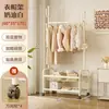 Perchero de pie para dormitorio, móvil, diseño simple de cactus, tendedero para balcón de apartamento de alquiler, soporte para barra de secado de ropa
