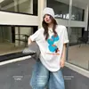 Camiseta Feminina Casual Soltinha de Manga Curta com Gola Redonda e Comprimento Médio, Moda Verão Estilo Coreano, Tops Casuais que Rejuvenessem para Mulheres, Atacado
