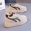 En stock, modelo nuevo 2026, simple y versátil, suela gruesa, aumento interno de altura de 3.5 cm, zapatos para mujer con suelas suaves que no cansan los pies, zapatillas K5603