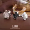 Brincos Studs de Trevo de Quatro Folhas em Esmalte Retro Francês Zircônia Brincos Elegantes Suaves com Design Dupla Face Ornamentos de Orelha de Temperamento de Alta Classe