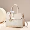 Bolsa nova da moda 2026 para mulheres, bolsa de casamento para noivas, bolsa tote de ombro e transversal de nicho de alta qualidade para mulheres