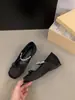 Sapatilhas femininas rosa com aumento interno de altura, novos sapatos Mary Jane estilo francês 2024 para primavera e outono, sapatos de noite delicados