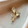 Elegante Broche de Tulipan, Pin de Solapa de Moda de Alta Gama, Accesorio de Cuello de Nicho de Lujo Ligero, Accesorio Exquisito