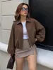 Chaqueta corta transfronteriza estilo europeo y americano con solapa y cremallera, moderna y casual, versátil para el trabajo y el uso diario, elegante, corte ajustado, simple y urbana