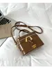 Elegante bolso pequeño cuadrado estilo cartera para mujer, nueva versión coreana 2026, bolso de hombro y cruzado moderno y a la moda para el día a día