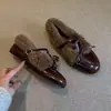 Versão em Couro Macio~Forrado com Lã Quente Tira com Laço Mary Jane Sapatos Peludos Novo Estilo Sapatos Baixos para Mulheres