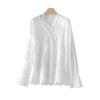 [Hengjia Qh] Lujo Ligero Francés Cuello en V Encaje Empalmado Encaje Manga Larga Cardigan Base Top Interior Femenino