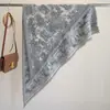 Bufanda Gruesa Cálida Retro para Mujer de Otoño e Invierno con Pintura de Paisaje, Borlas de Alta Gama, Bufanda Triangular al por Mayor