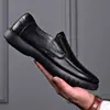 Zapatos de cuero transfronterizos de algodón mismo estilo casual trabajo ligeros cómodos moda populares zapatos de hombre de cuero de caña baja estilo británico para hombre