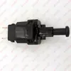 Suministro APEEK adecuado para interruptor de luz de freno Opel Chevrolet 96567247 94580647