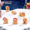 Micro Paisagem Criativa Fofa Boneco de Pão de Gengibre de Natal Casa de Bonecas Cena de Neve Artesanato DIY de Resina Mini Carros Enfeites