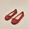 Sapatilhas Retrô Estilo Francês com Laço para Mulheres, Novos Sapatos Rasos para Primavera e Outono 2025 para Combinar com Saias, Sapatos de Vovó