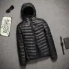 Chaqueta acolchada de algodón ligera y ultrafina para hombre, talla grande, para liquidación antitemporada, corta y resistente al frío.