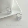 Nuevos Pendientes de Zirconia Huecos Tridimensionales Estilo Francés para Mujer, Diseño de Nicho, Lujo Ligero, Sensación de Alta Gama, Pendientes Elegantes de Cubo de Azúcar