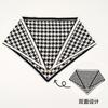 Bufanda triangular de doble cara tejida en blanco y negro con hebilla magnética nueva de otoño e invierno, bufanda chal de cuello de alta calidad con bola dorada pequeña para mujer