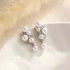 Pendientes de botón de racimo de uvas perladas estilo japonés coreano, de alta gama, a la moda, con temperamento, pendientes de circonita, diseño de nicho, pendientes para ir al trabajo para mujer