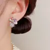 Pendientes de Plata de Ley S925 con Cierre de Aguja, Nuevo Estilo de Verano, Pétalo de Zirconia y Perla, Exquisitos, de Moda, Lujo Ligero, Versátiles, Pendientes Muy Brillantes para Mujer