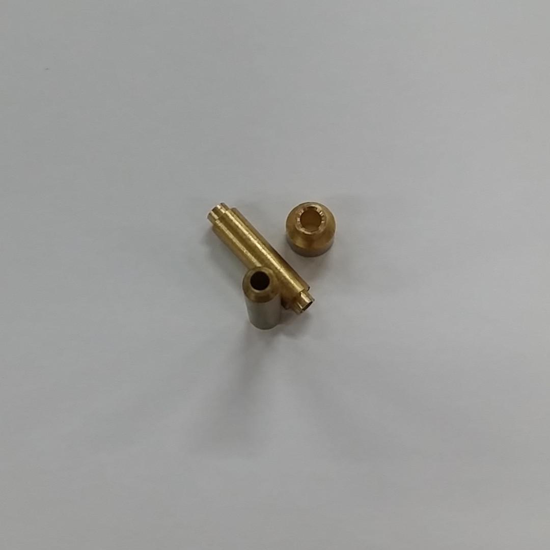 齿轮箱撑柱