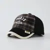 Gorro de bebé de letras en bloques de color, gorra de béisbol de pana gruesa y cálida de otoño e invierno para niños y niñas, adecuado para bebés pequeños