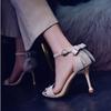 Sandalias de tacón alto de una sola tira Zhenbaili con tacón de aguja 2023, nueva moda, punta abierta, vestido de hada con lazo de verano