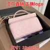 26 Bolsas de almuerzo pequeñas de nuevo estilo inspiradas en Chanel, bolsa de cosméticos, bolso de cadena con patrón de rombos tipo caviar, bolso de hombro, bolso cruzado, bolso de mano con asa, bolso para mujer