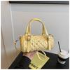Bolsa Pequena Bordada com Pedras para Mulheres 2026 Nova de Verão Versátil Bolsa Transversal Fashion Exquisita Super Popular Bolsa de Mão Bolsa de Balde Redonda