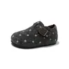 Zapatos Birkenstock de Lunares Estilo Coreano para Niñas Otoño/Invierno 2026 Nuevas Llegadas Zapatos Individuales Casuales Versátiles para Niñas Pequeñas Zapatos Pequeños de Piel con Forro de Felpa