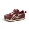 Nuevos Zapatos Deportivos Casuales de Suela Suave para Niños y Niñas Otoño 2026, Antideslizantes, Bloques de Color, Versátiles Zapatos de Entrenamiento Alemanes, Zapatos Forrest Gump