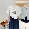 Não é um estilo comum camiseta branca nicho ins gola redonda manga curta feminina algodão puro casual versátil fashion top primavera verão tendência