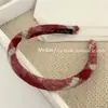 Nueva diadema de lana a cuadros rojos elegante para otoño e invierno para mujer, diadema roja de esponja para Navidad y Año Nuevo, pinza para el pelo de la parte superior de la cabeza